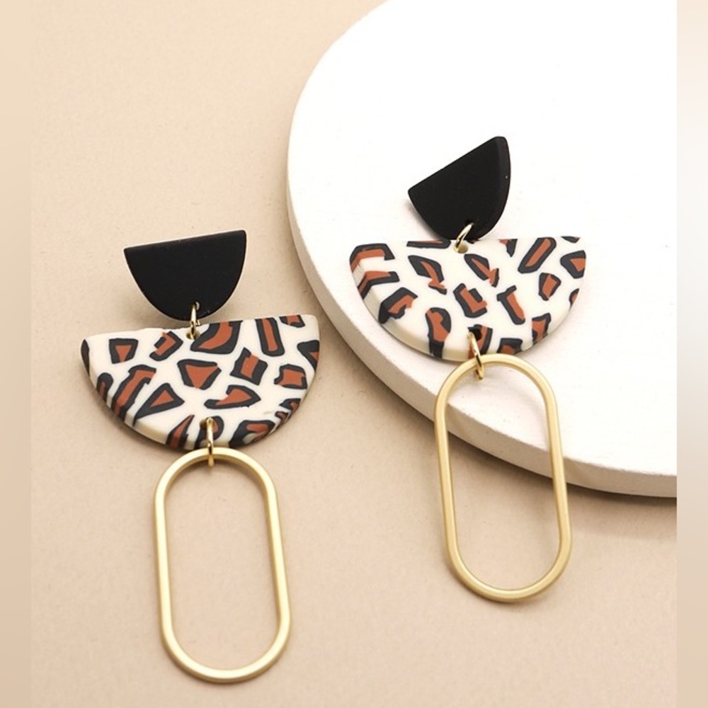 Geometric shaped animal print dangle earrings